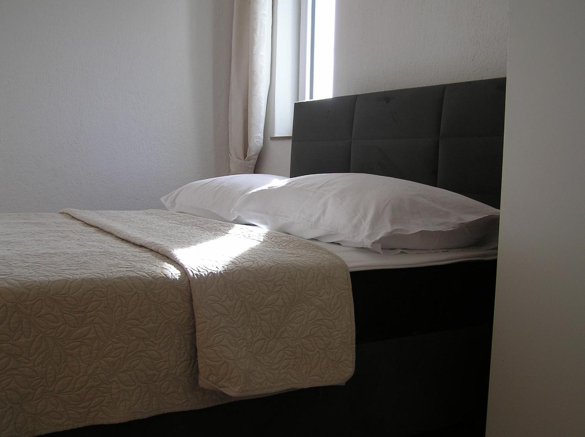 Apartments Adrialina Сен Екстериор снимка