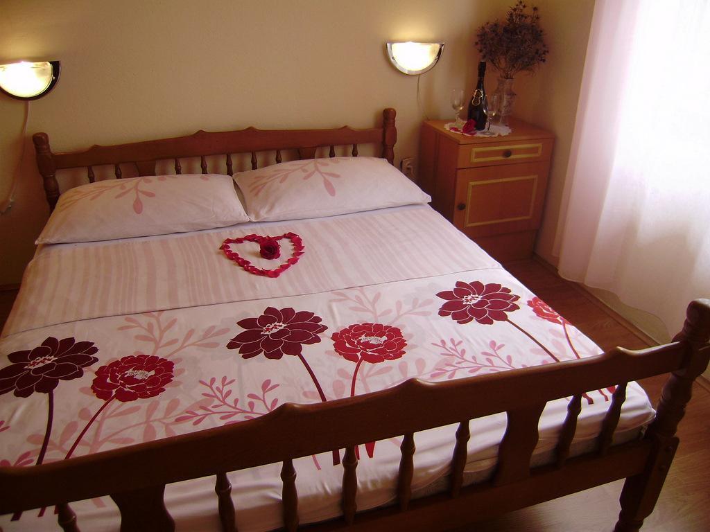 Apartments Adrialina Сен Екстериор снимка